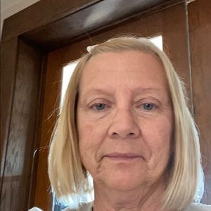 Meet your Posher, Debby